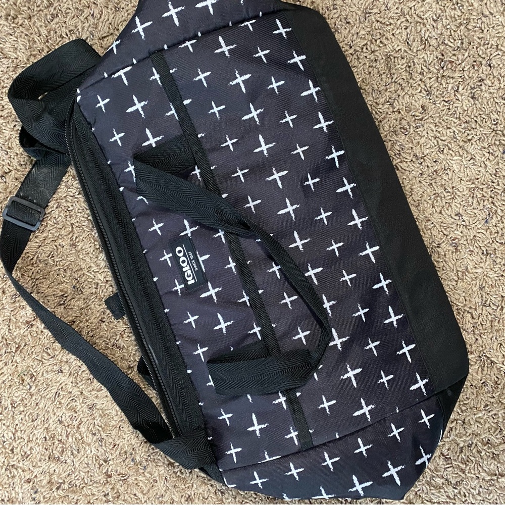 Igloo Max Cold Large Cooler Bag - image 1